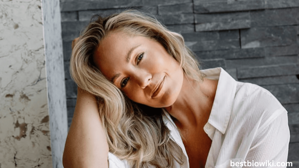 Heather Robertson